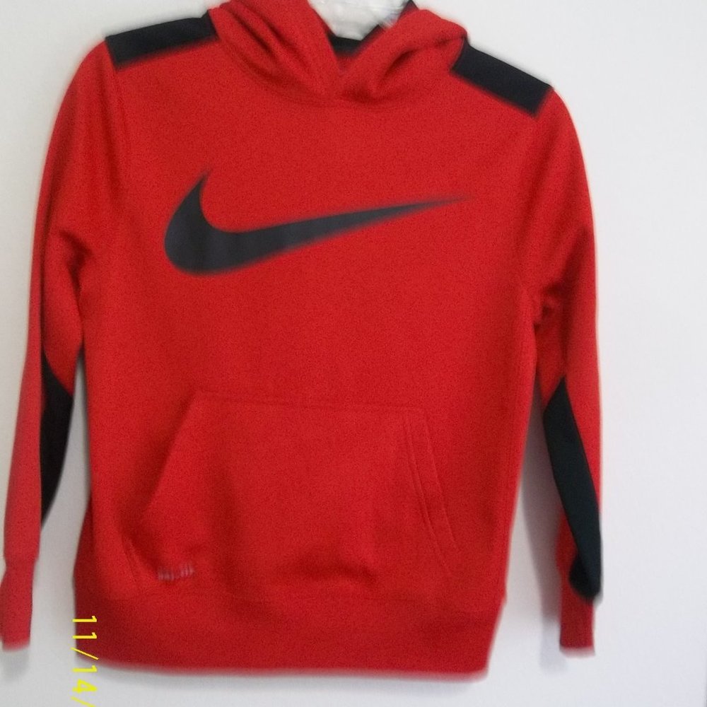 Nike Youth M Red/Black Dri-fit Hooded Pullover